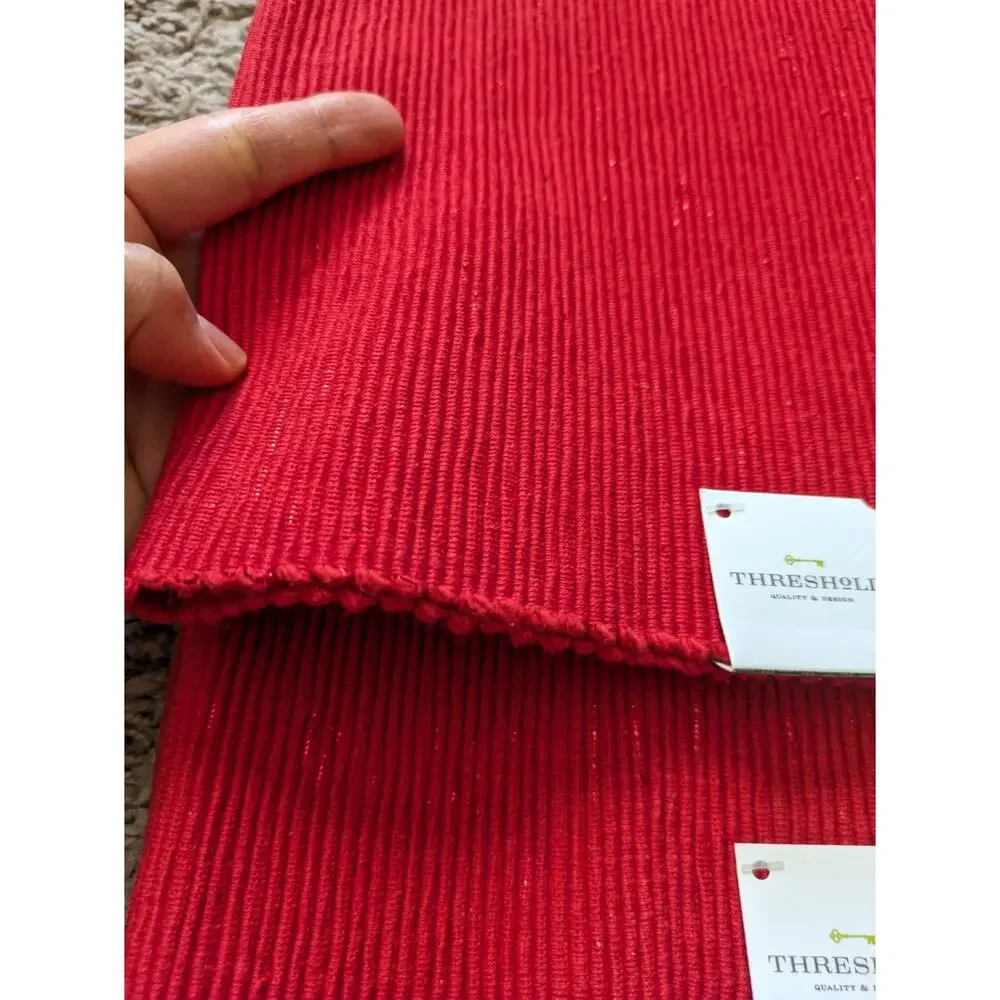 4 NWT Threshold Placemat Machine Washable 14X19in Cotton Red Metallic Christmas